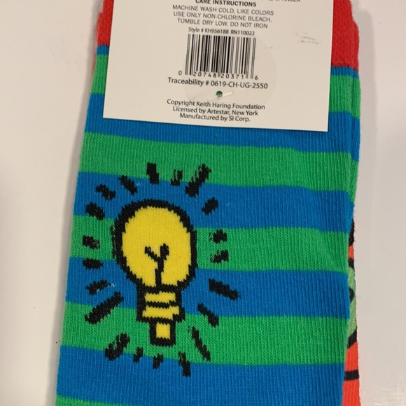 Keith Haring socks 2 pair NWT Sz 10 -13 - Picture 2 of 7